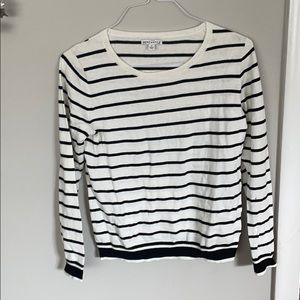 J crew woman’s small sweater